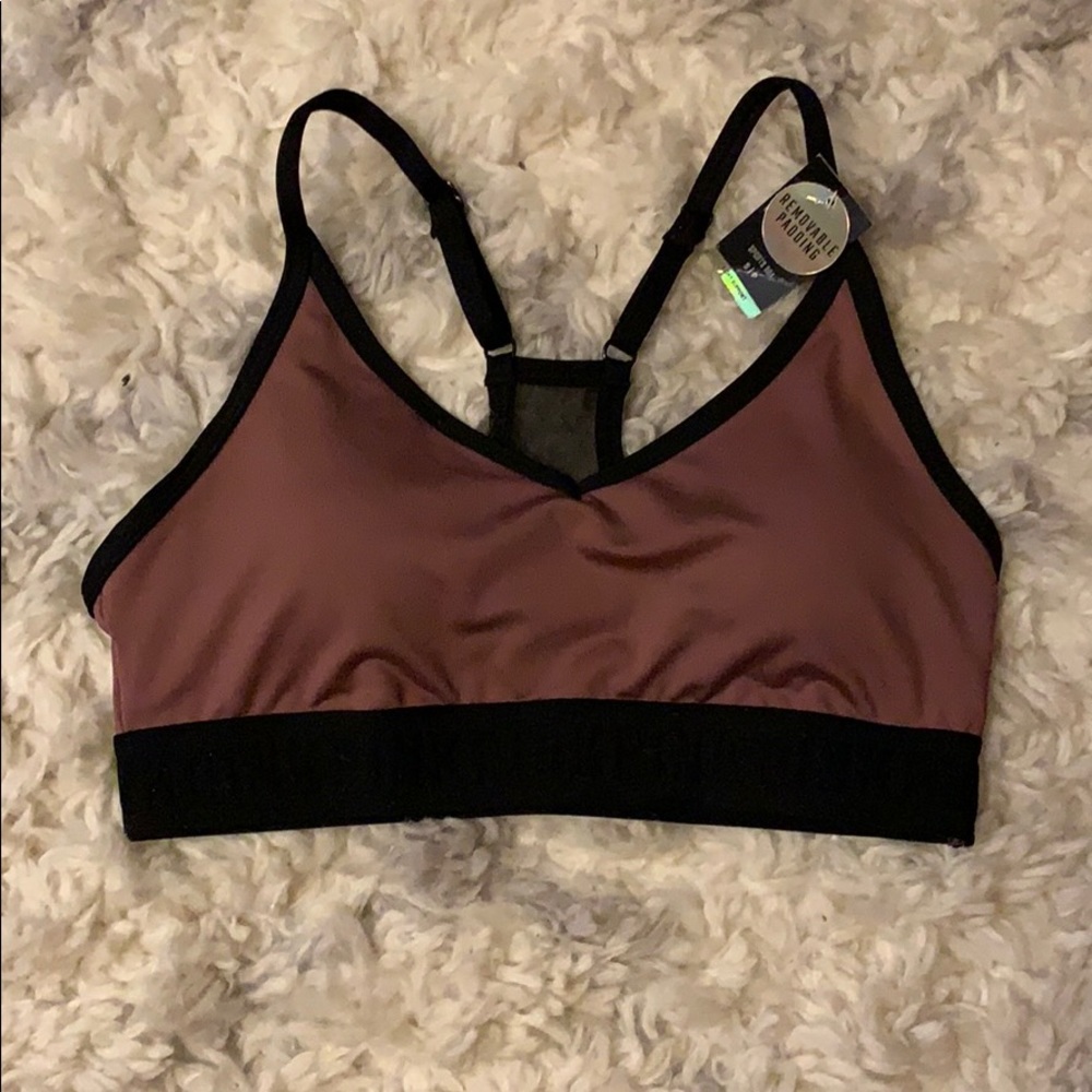 Victoria’s Secret PINK sports bra